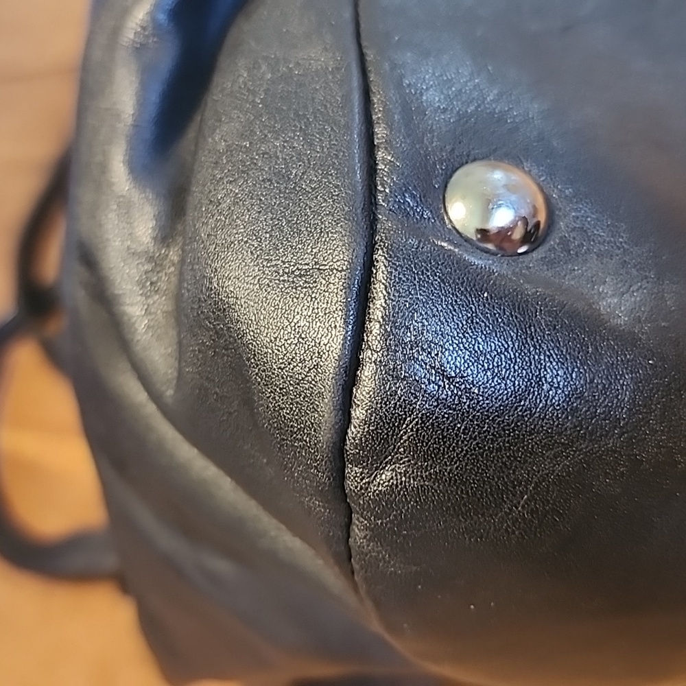 Coach SOHO Black Leather Shoulder Bag - Picture 8 of 16